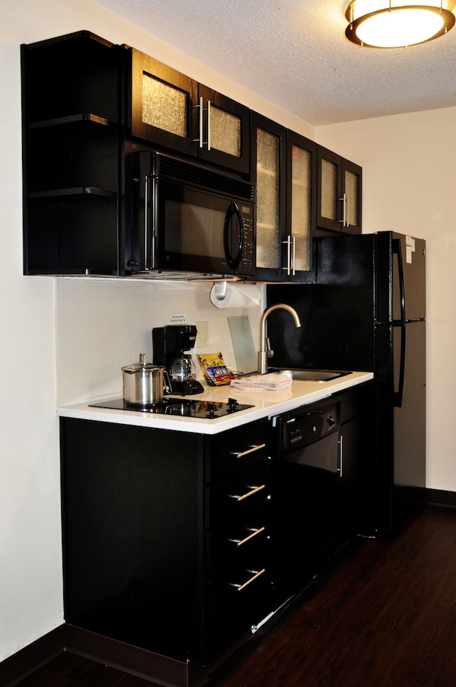 Candlewood Suites Washington Dulles Sterling 34/50