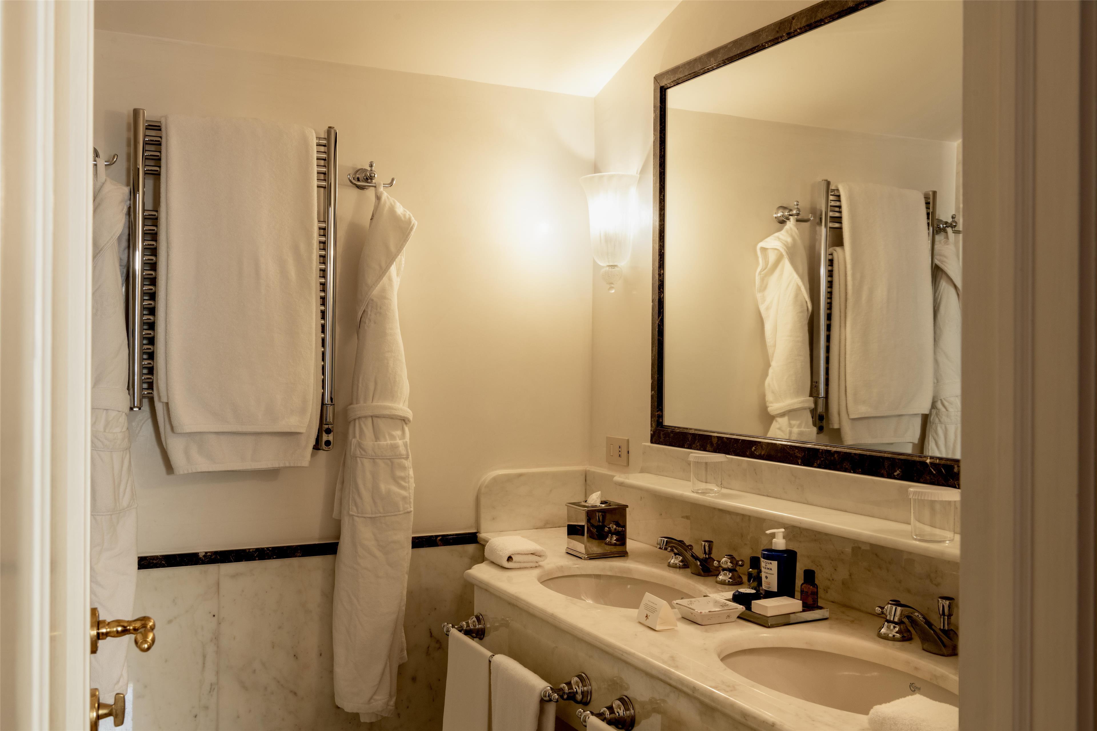 غرفة سوبيريور بسرير مزدوج أو سريرين منفصلين، Grand Hotel Timeo A Belmond Hotel Taormina 6/8