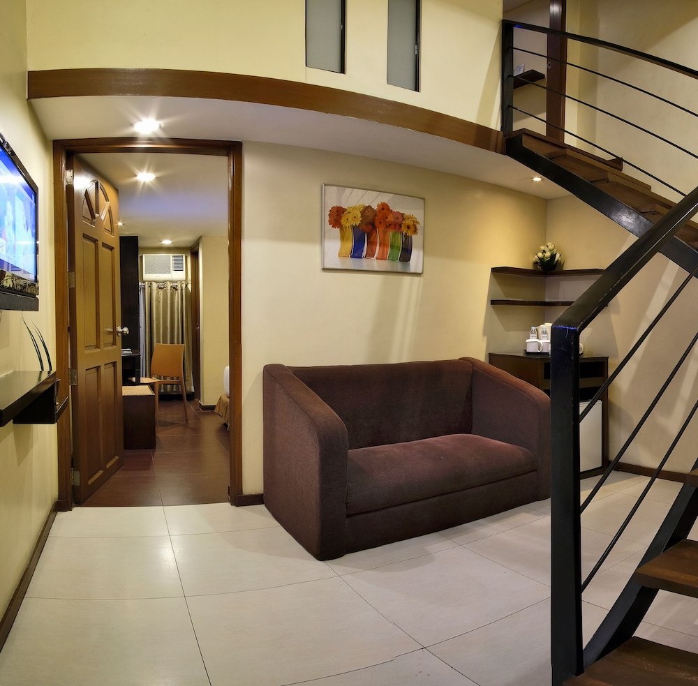 Fersal Hotel Kalayaan 48/63