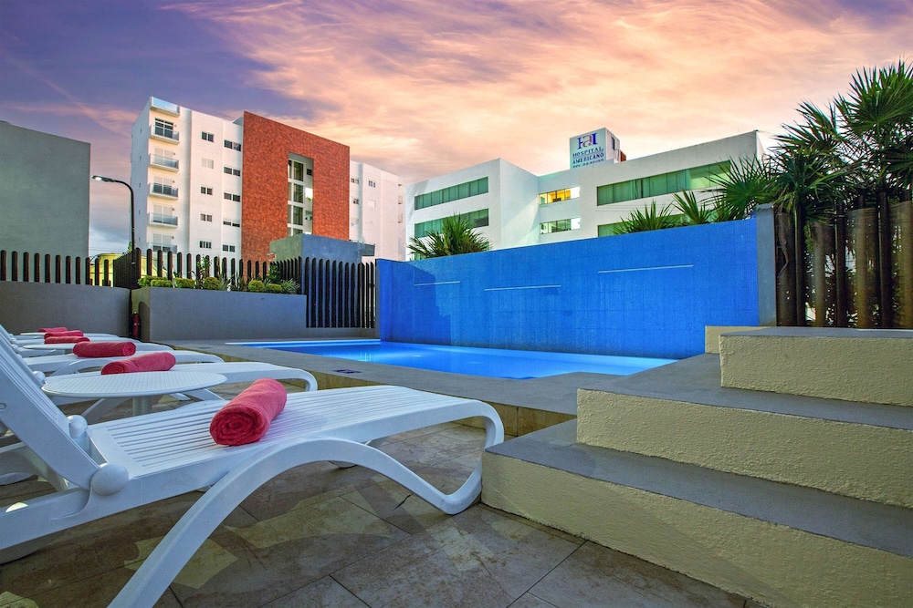 Wyndham Garden Cancun Downtown 24/43