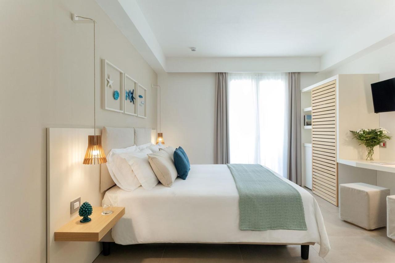 غرفة ثلاثية بشرفة، Albatros Beach Hotel 4/10