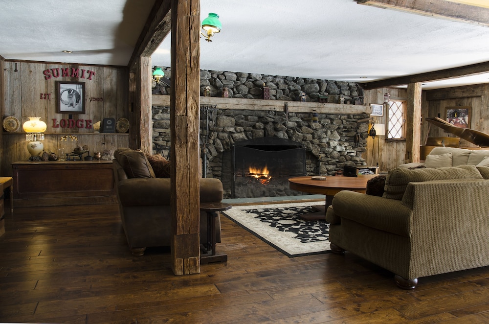 Summit Lodge Killington 28/50