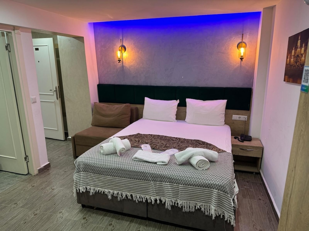 ECONOMY, DOUBLE BED
