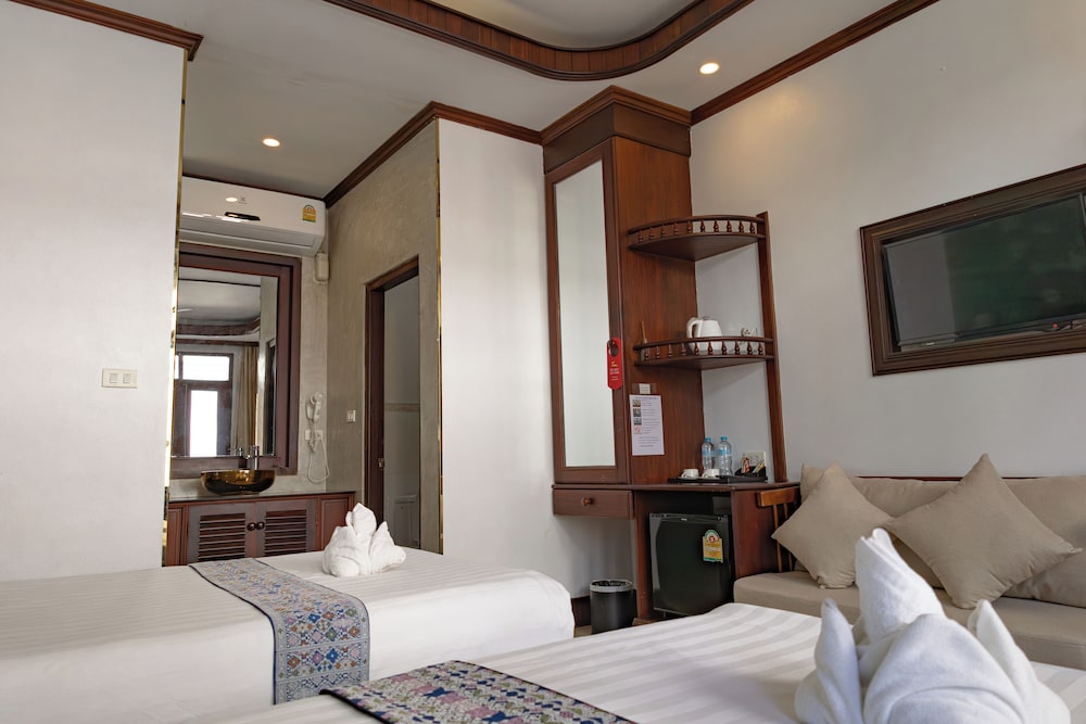 Jasmine Luangprabang Hotel 12/63