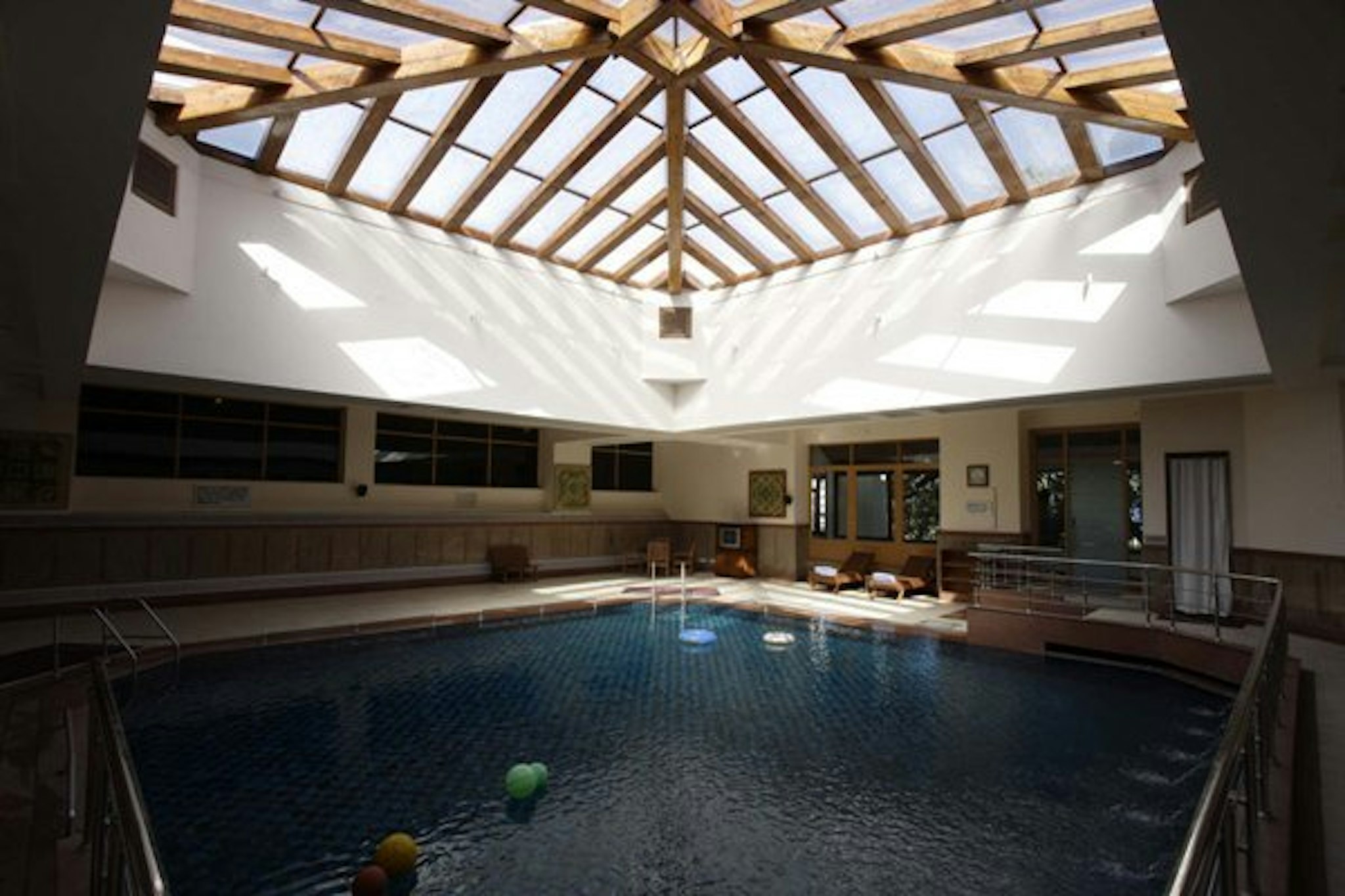 Jaypee Residency Manor 4/7