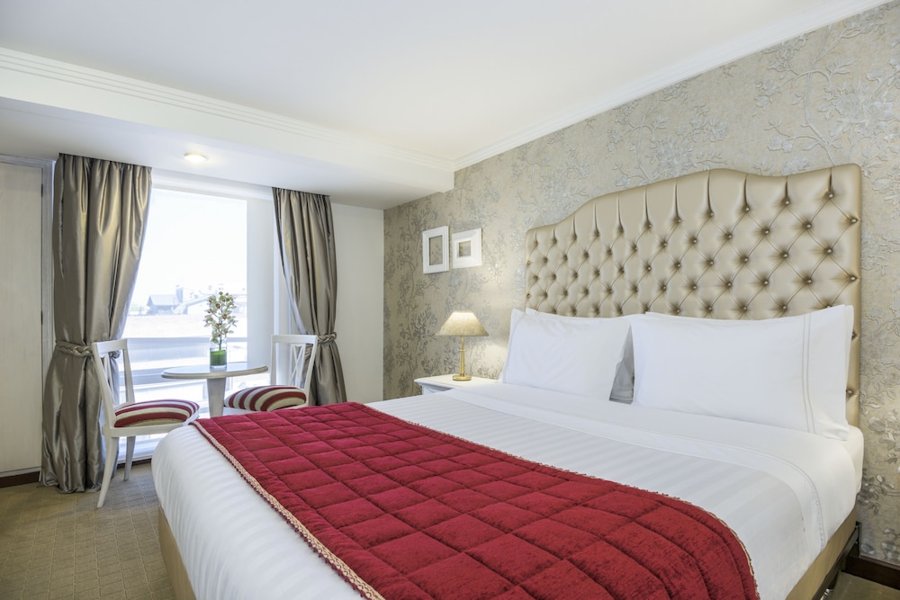 Ghl Hotel Hamilton 4/40