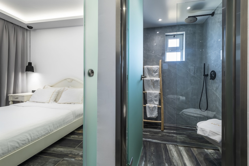 Bathroom at Diamond Boutique Hotel, KOS
