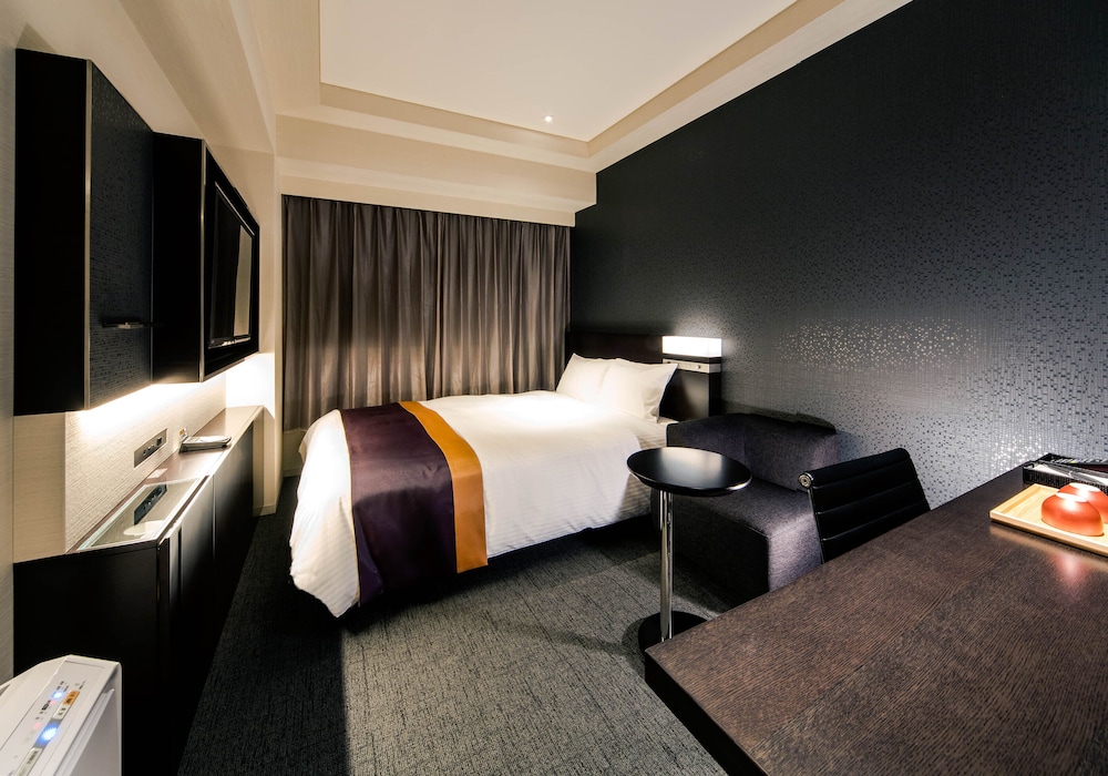 Daiwa Roynet Hotel Ginza Premier 26/64