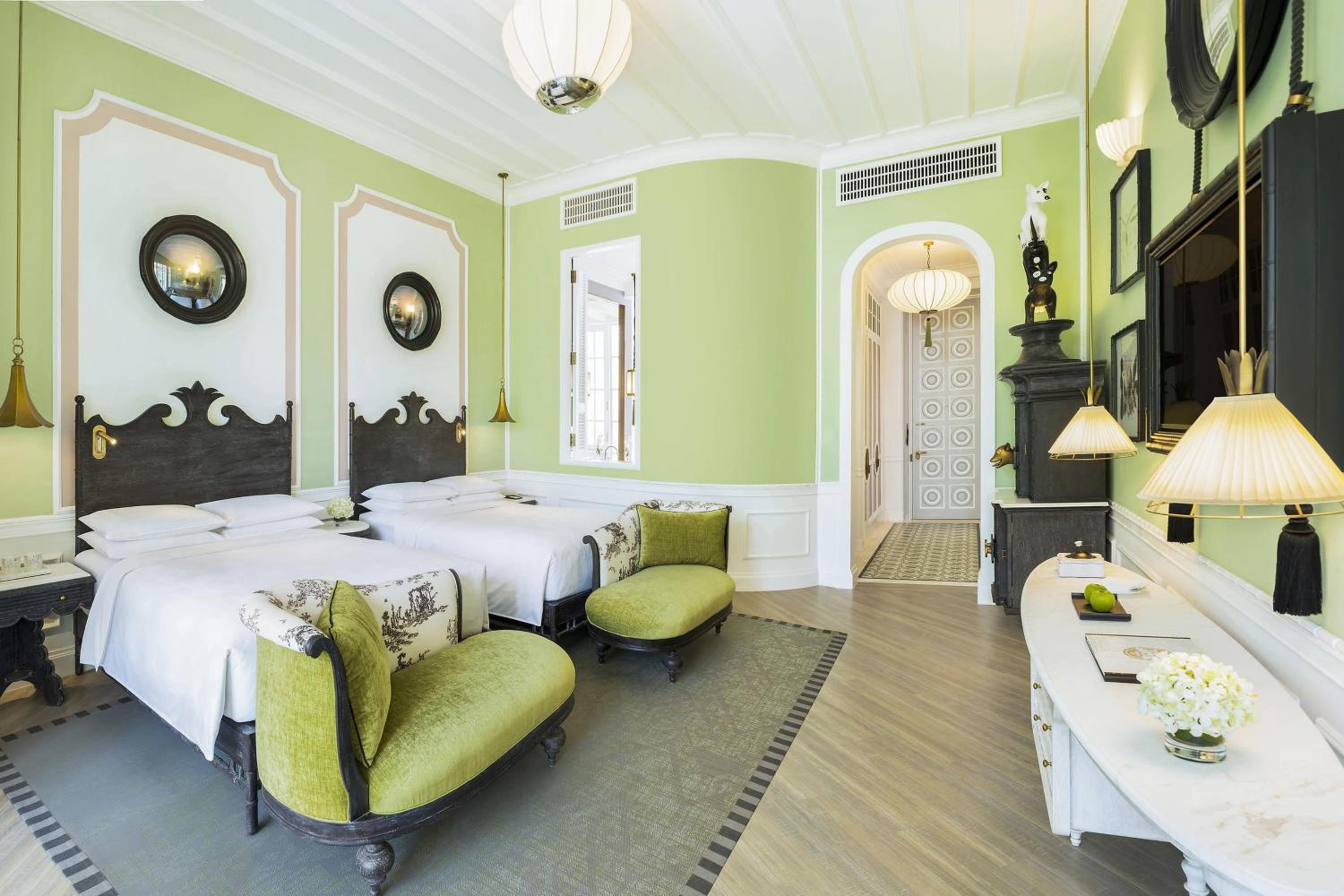 Room, 2 Double Beds, Street View, Balcony
