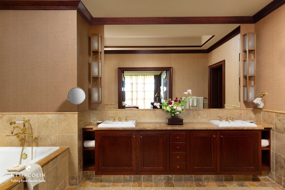 Nemacolin Woodlands Resort 9/76