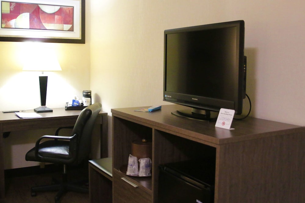 Best Western Galleria Inn & Suites 29/30