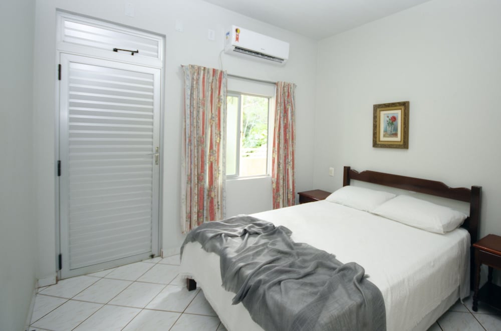Apartment, Double Bed, Side Sea View