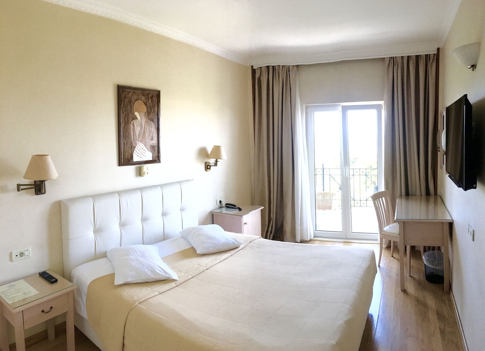 ROOM, DOUBLE OR TWIN BED, SEA VIEW