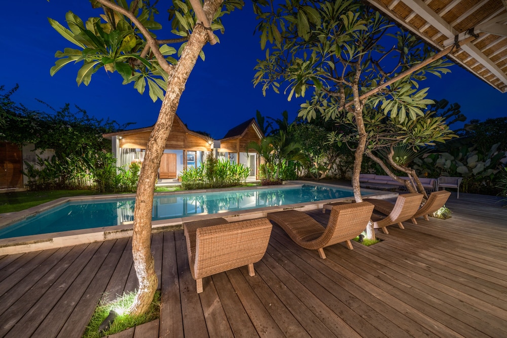 Villa Nahema 39/50