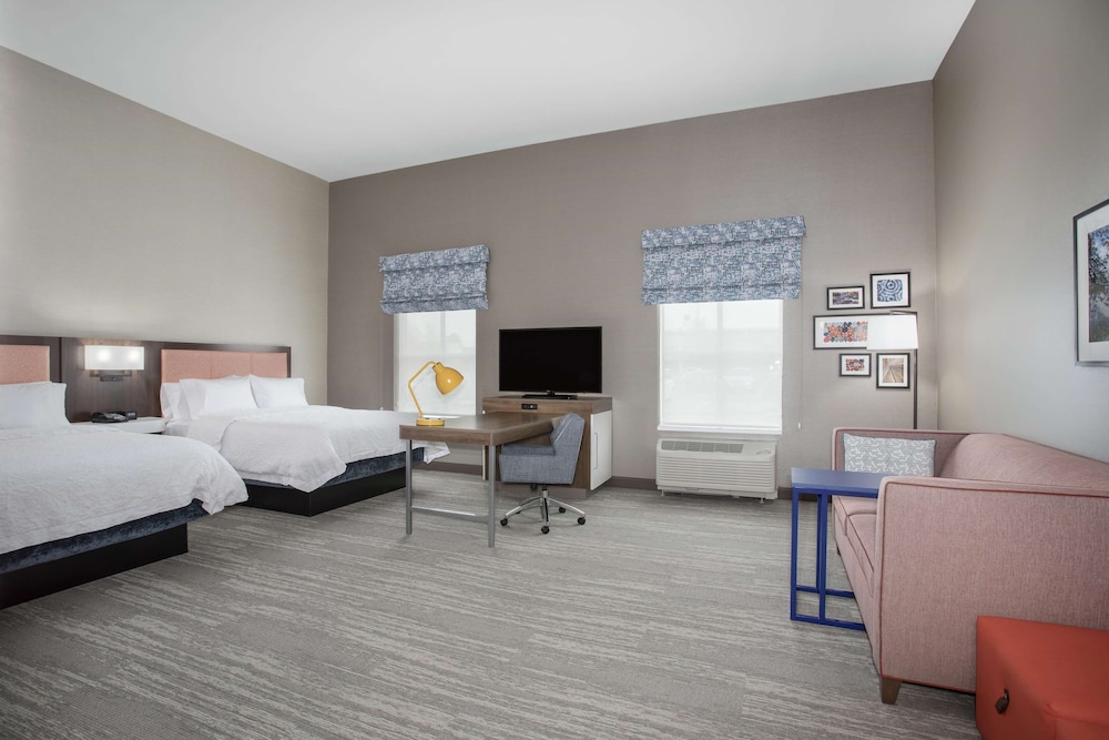 Hampton Inn & Suites Logan 25/48