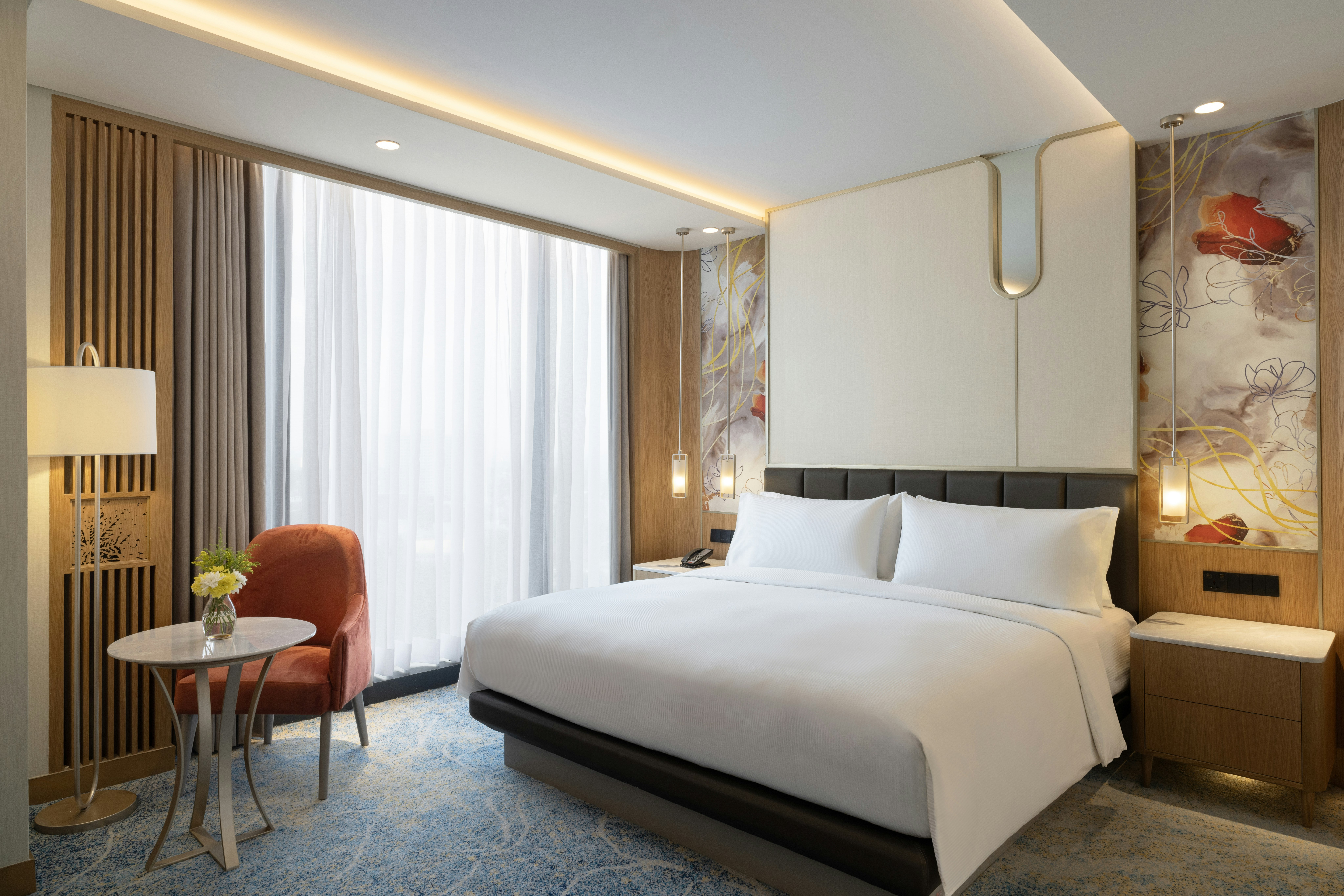 PREMIUM, SUITE, KING BED