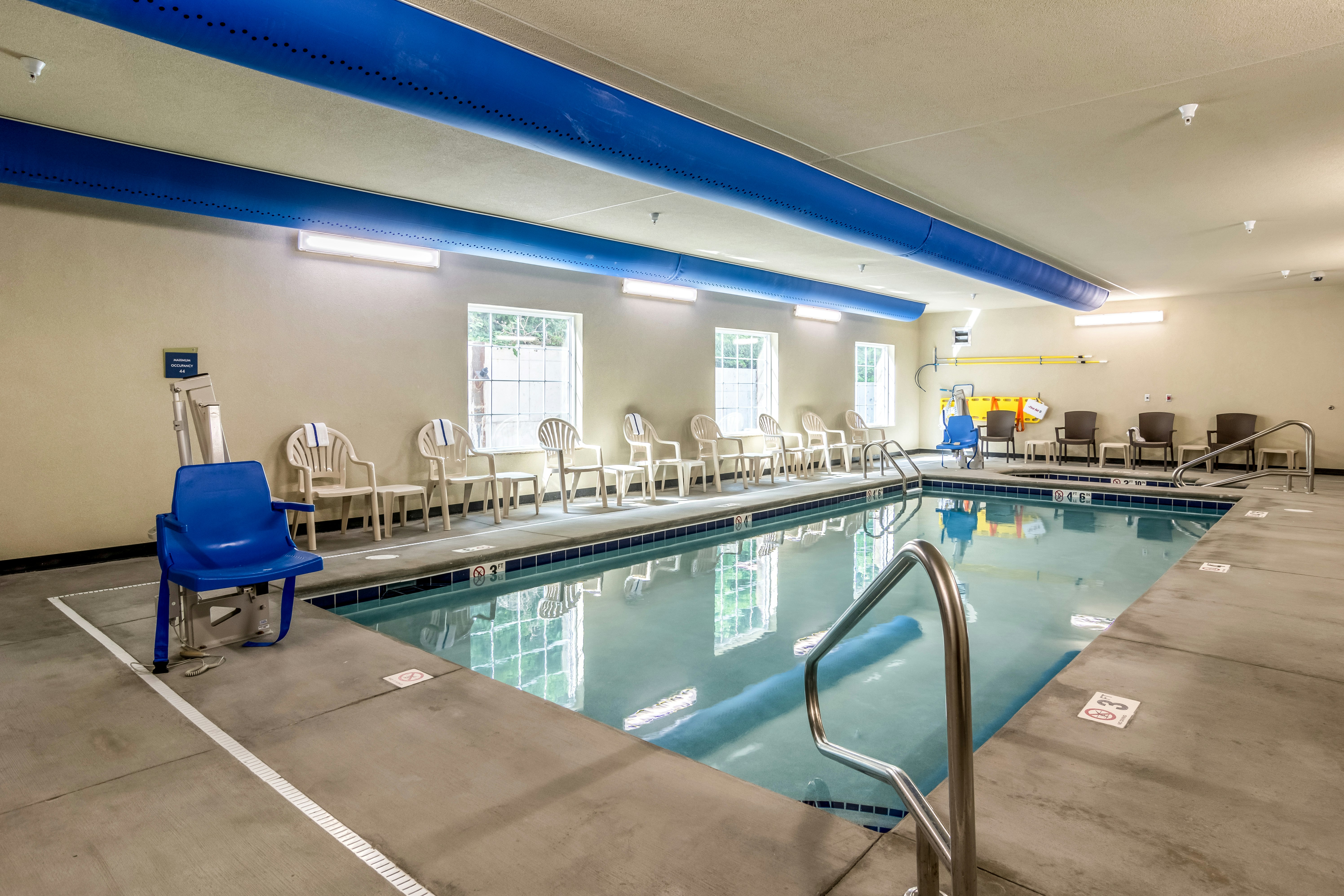 Cobblestone Hotel and Suites - Erie 28/50