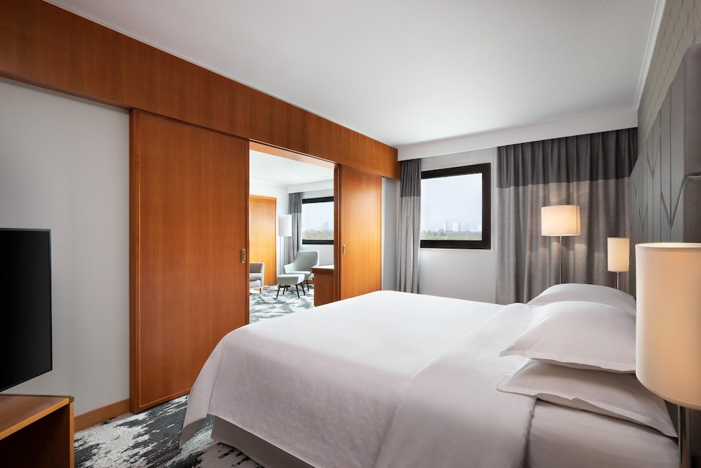 Sheraton Frankfurt Airport Hotel And Conference Center 13/75