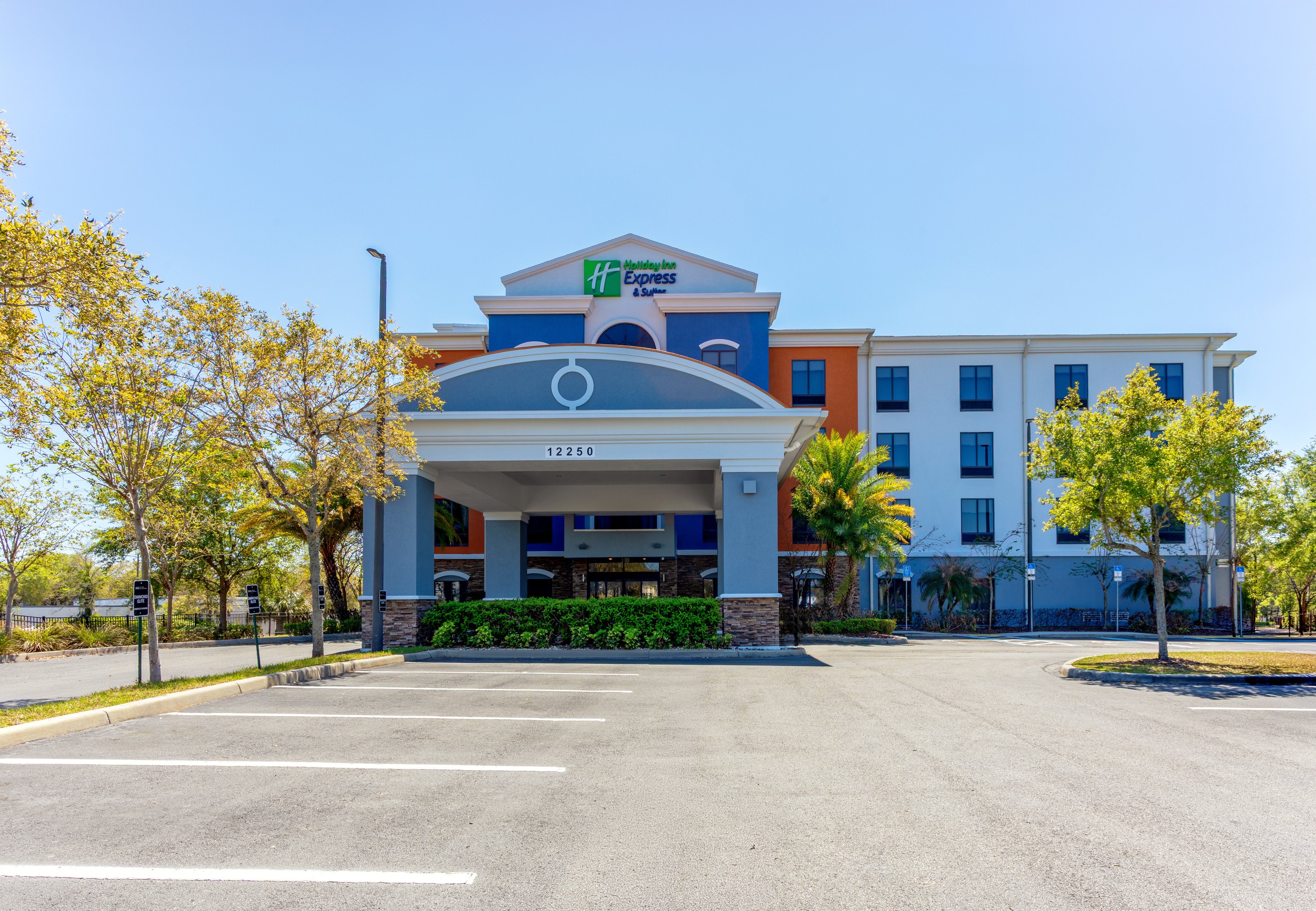 Holiday Inn Express Hotel And Suites Orlando East Ucf Area 44/50