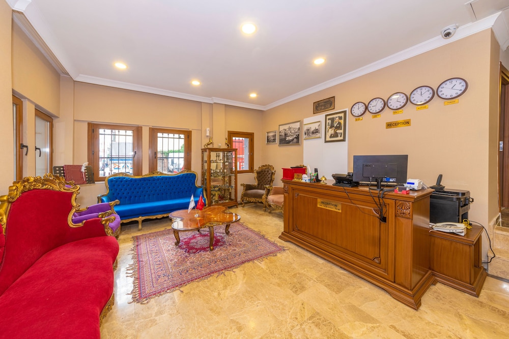 Saint George Boutique House 51/66
