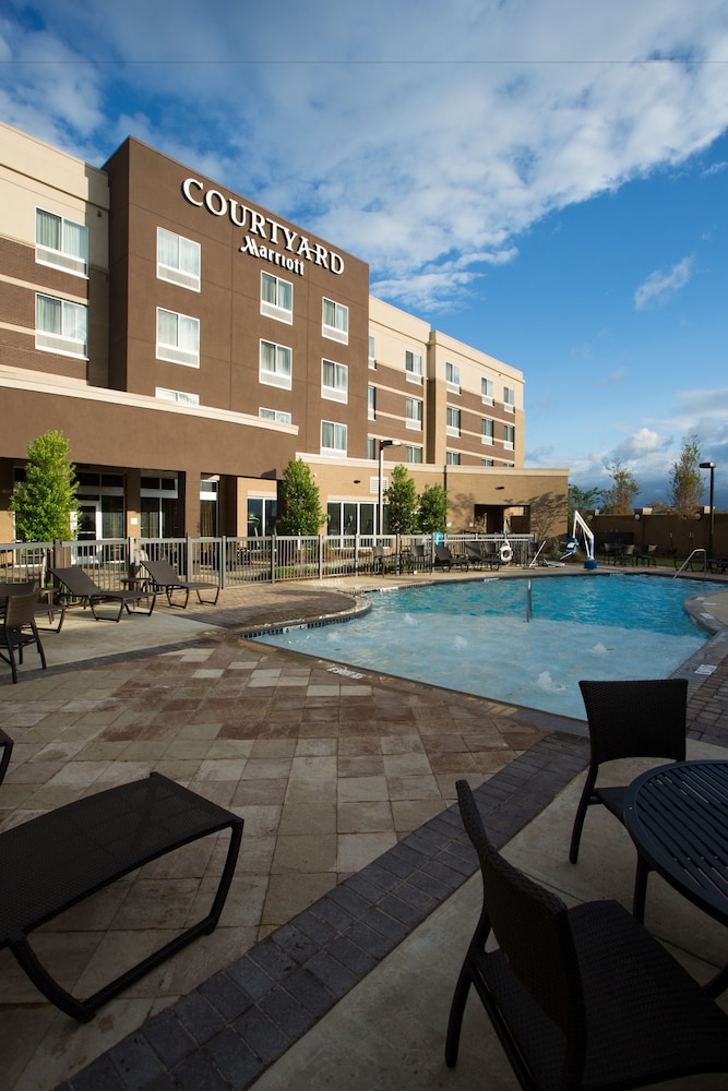 Courtyard Starkville Msu At the Mill Conference Center 7/71