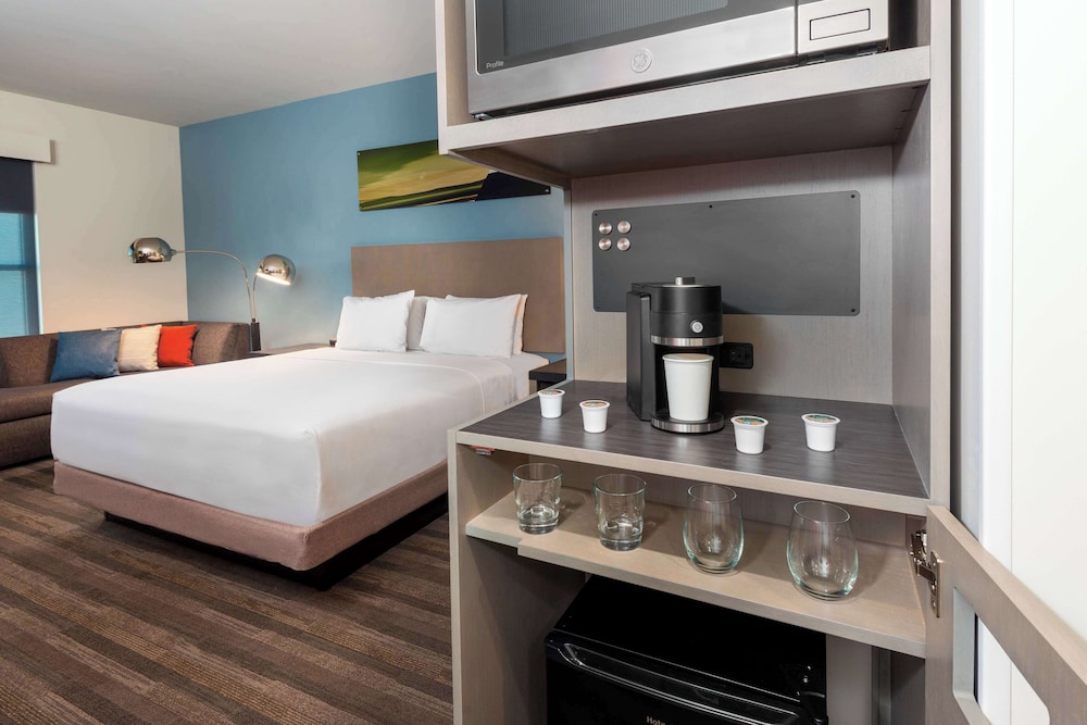 Hyatt House Tampa Airport Westshore 11/43