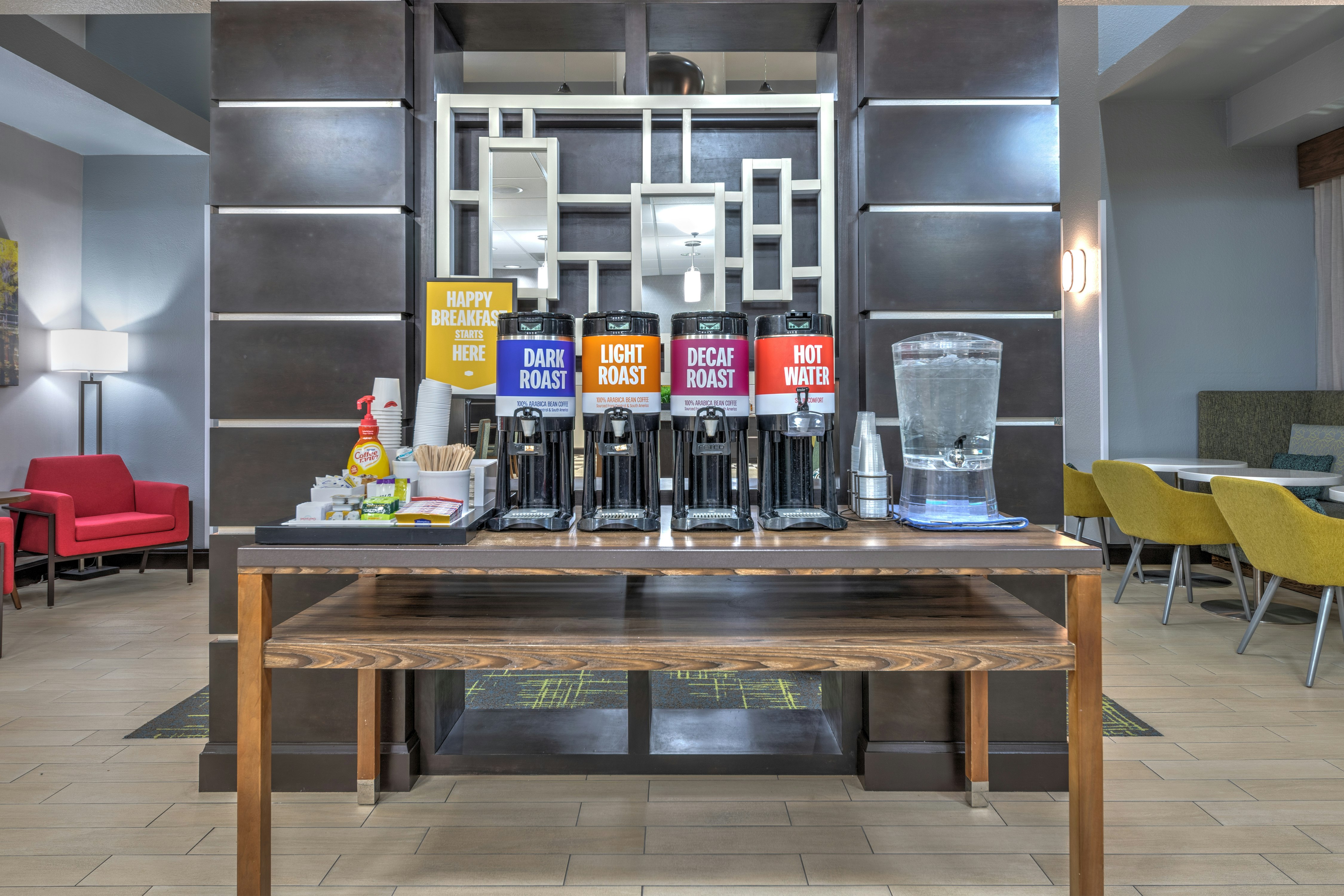 Hampton Inn and Suites Lake Jackson-Clute 35/41