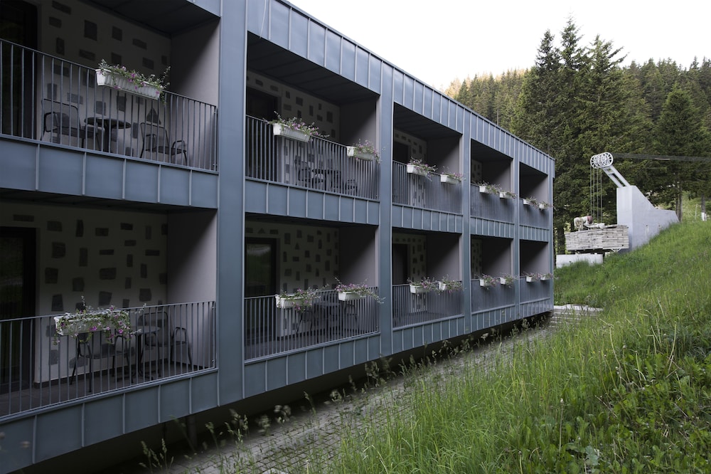 Wellness Hotel Montis 2/50