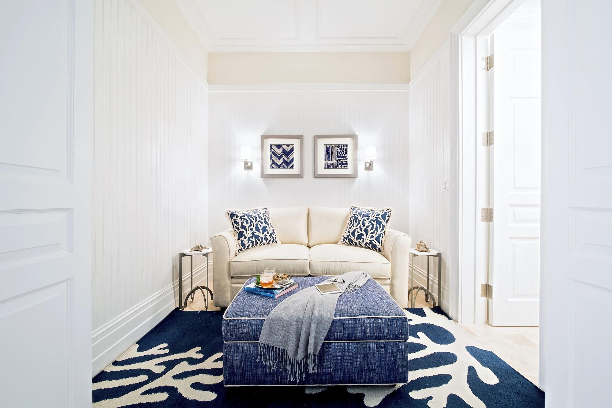 3 Bedrooms, Study, Ocean Front