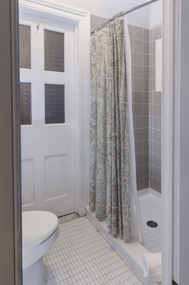 Lititz Springs Inn And Spa 40/46
