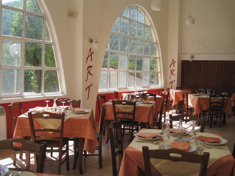 Art Hotel 37/41