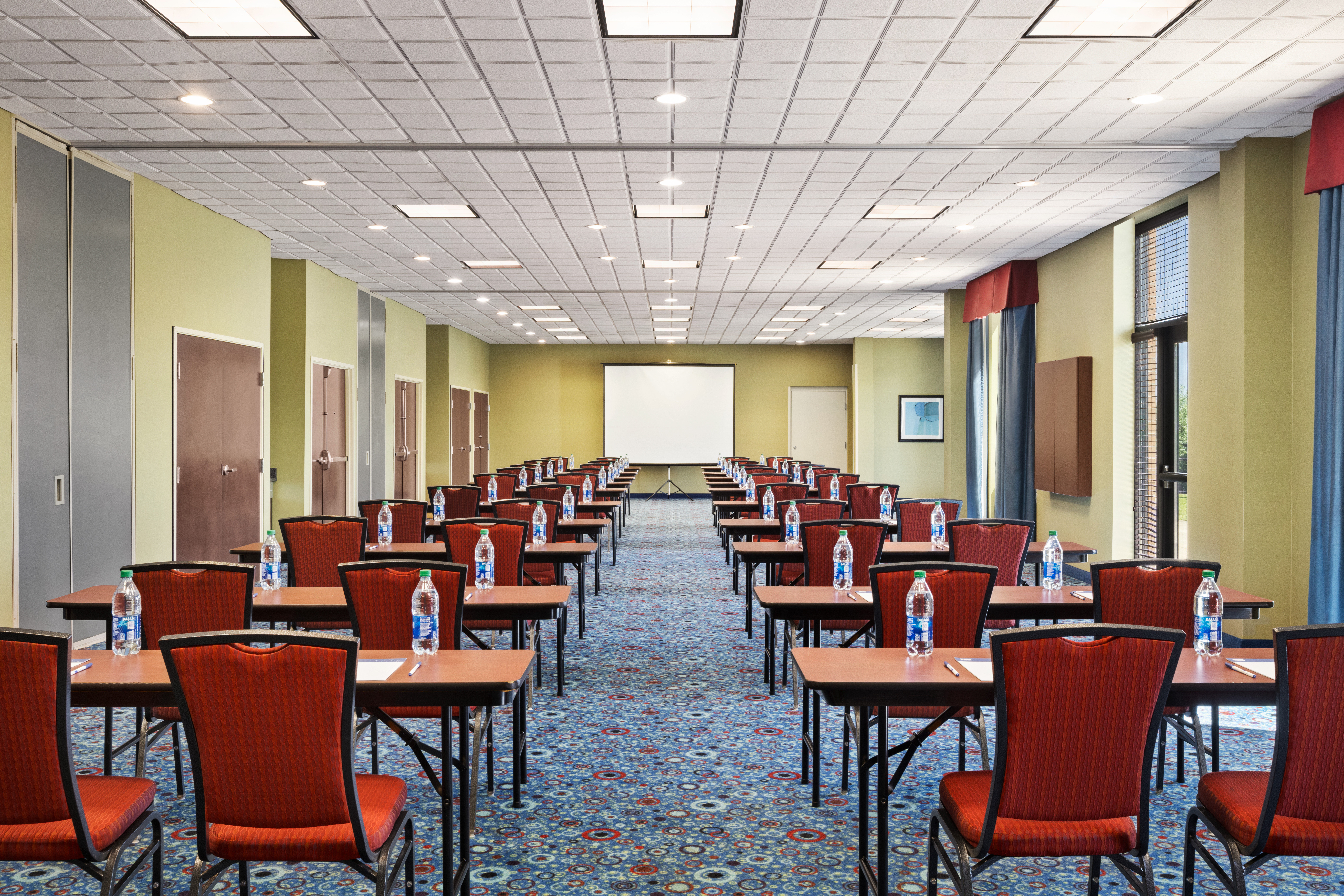 Holiday Inn Express Suites Akron Regional Airport Area 39/43