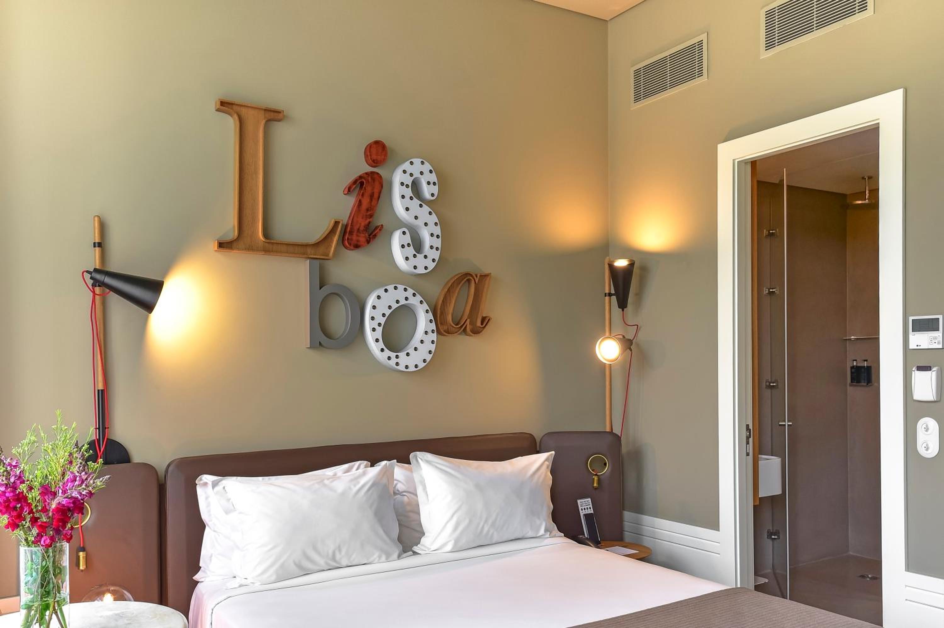 Rossio, Double Bed, Square View