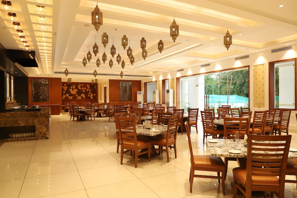 Hotel Chandela Khajuraho 32/50