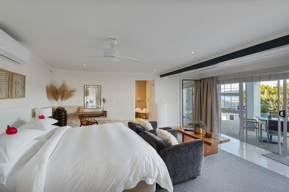 Villa Afrikana Guest Suites 23/88
