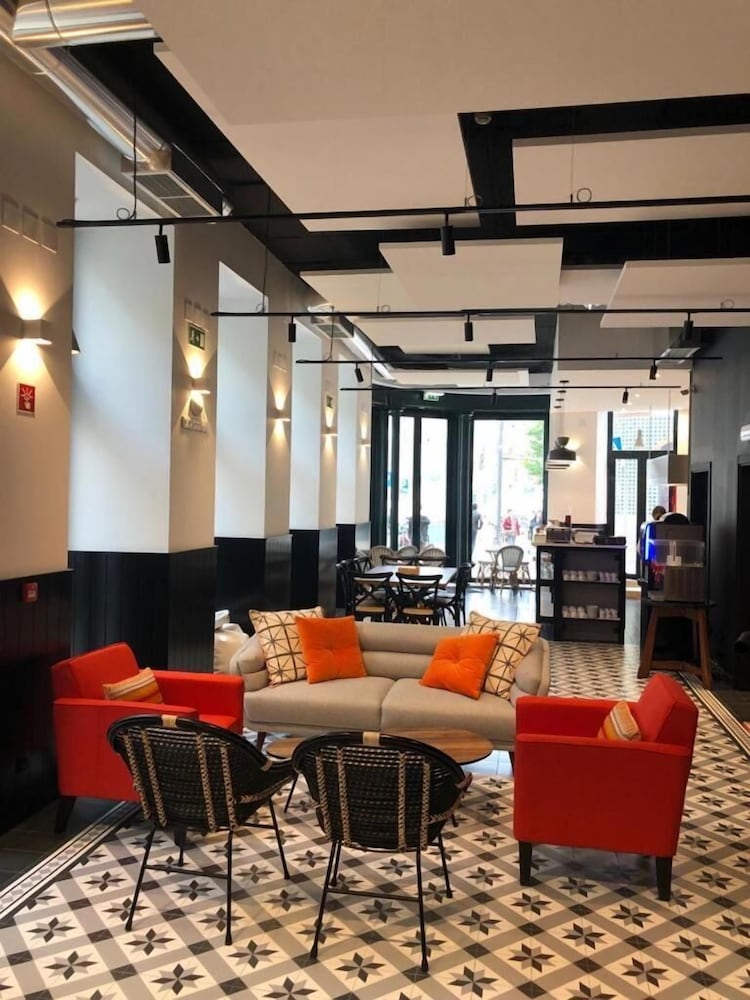 Be Lisbon Hostel Intendente 37/50