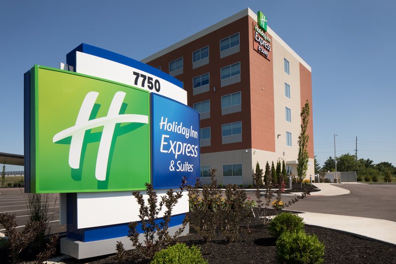 Holiday Inn Express Suites Cincinnati North Liberty Way 4/39