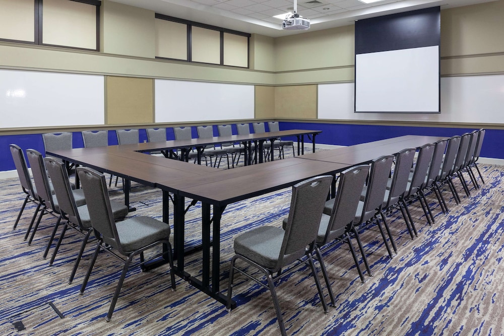 Doubletree By Hilton Hotel And Executive Meeting Center Palm Beach Gardens 49/56