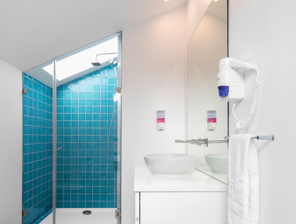 Lisbon Serviced Apartments Parque 64/66