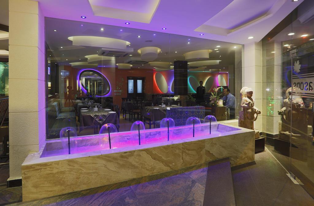 Hotel Le Seasons 5/19