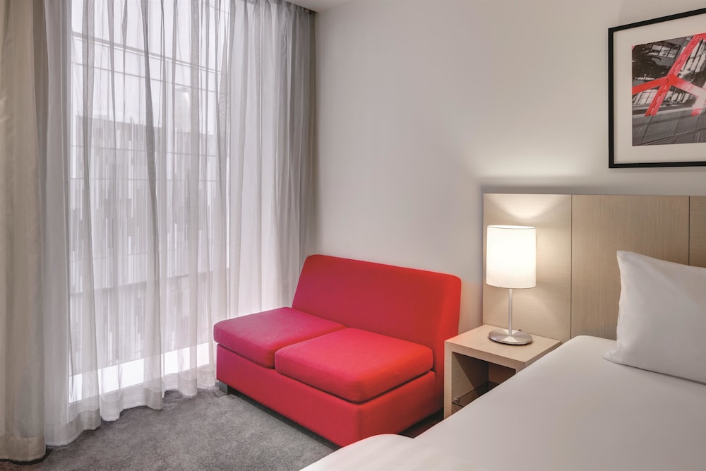 Travelodge Hotel Melbourne Docklands 43/61