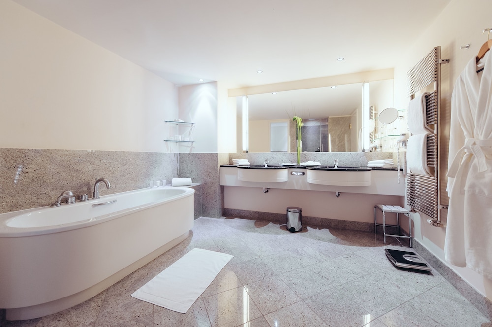 Grand Elysee 34/70