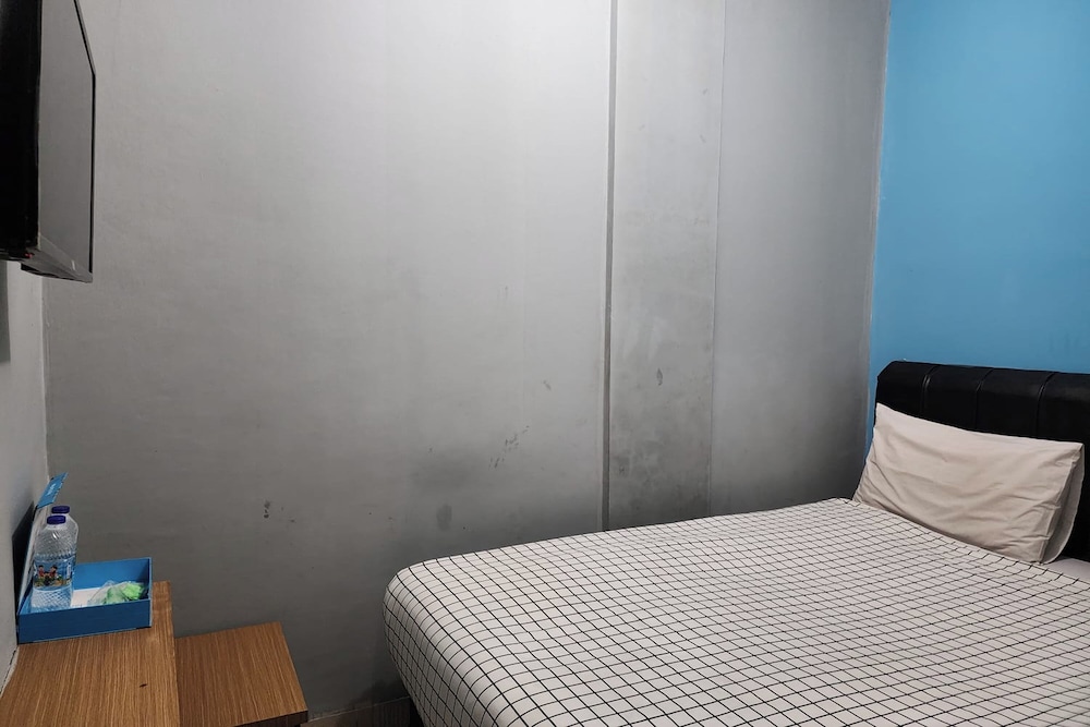 Barada Rooms 14/35