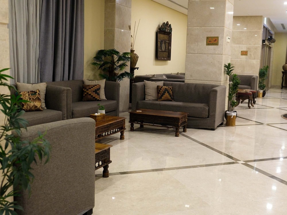 Hussein Hassan Ali Bayari Hotel 55/61
