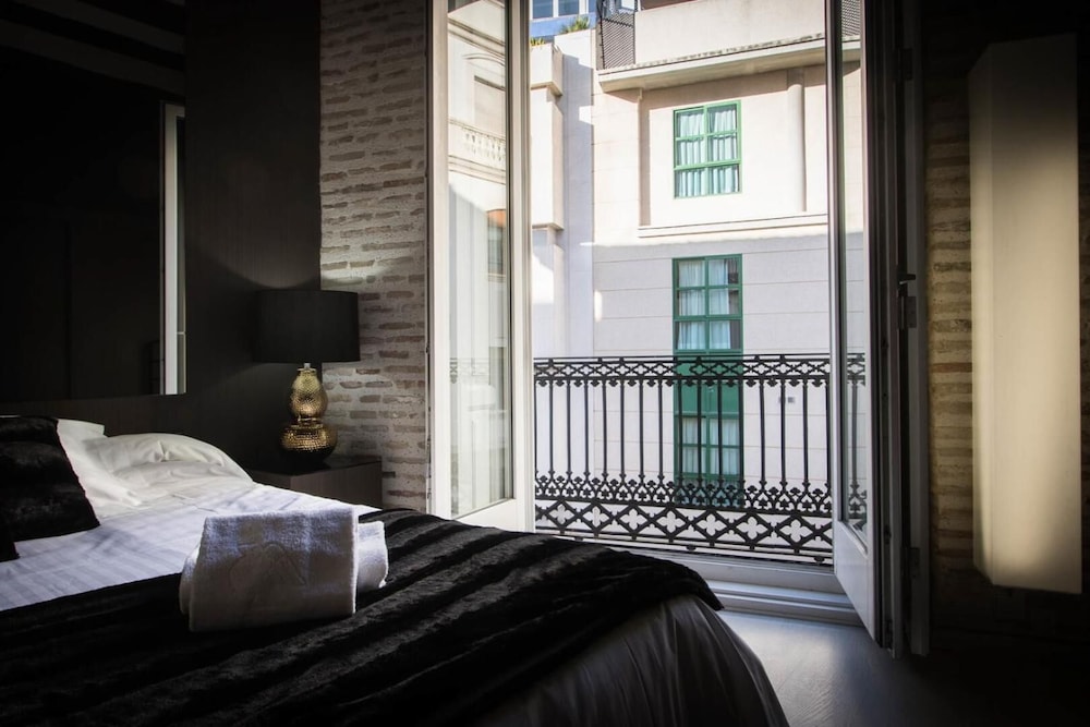 غرفة سوبيريور بسريرين منفصلين، Cosy Rooms Embajador 6/10