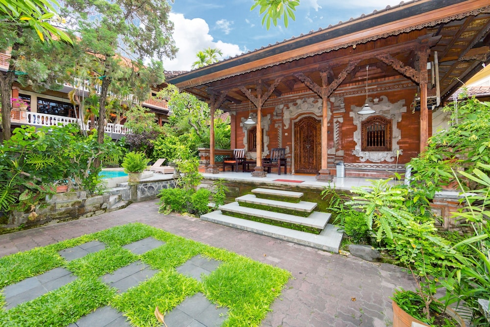 Simpang Inn 46/50