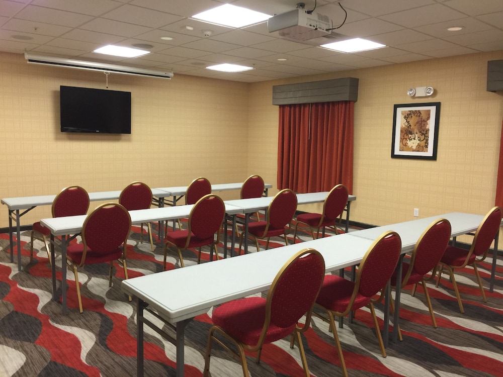 Holiday Inn Express Bradford 42/50