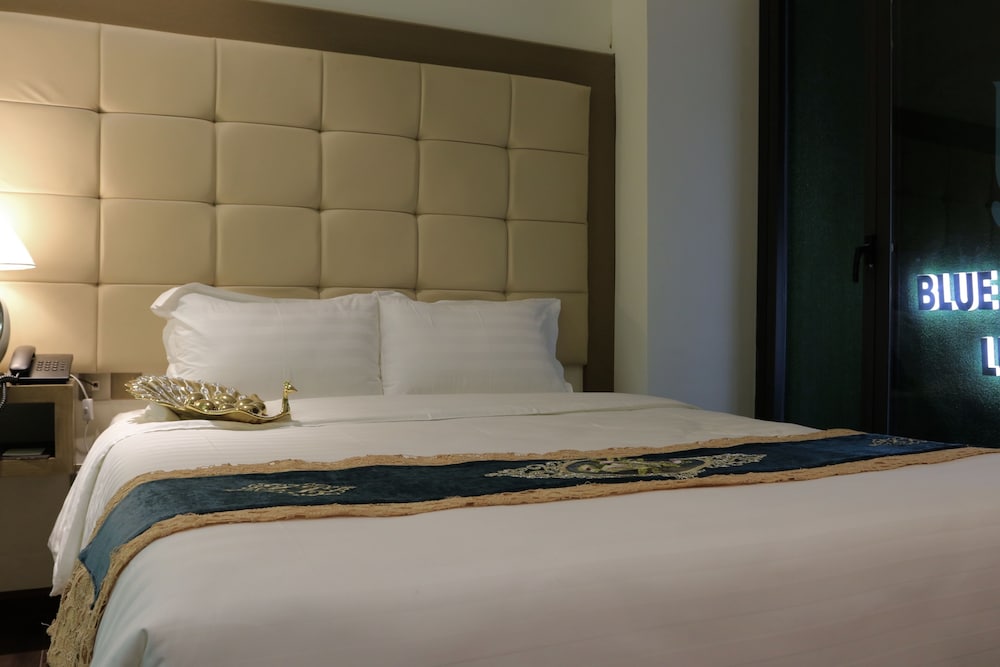 Blue Diamond Luxury Hotel 43/72