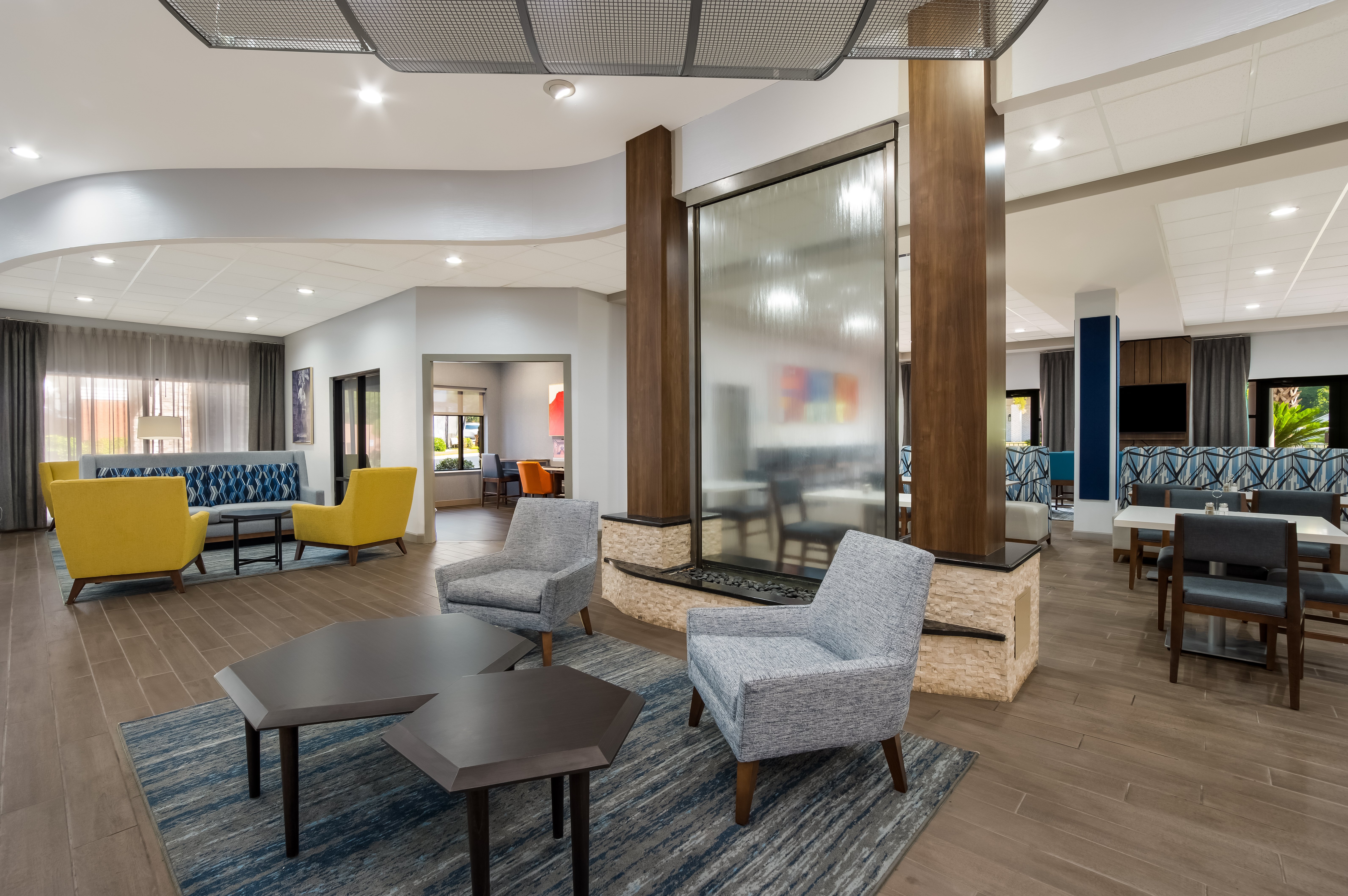 Holiday Inn Express & Suites Lexington 19/32
