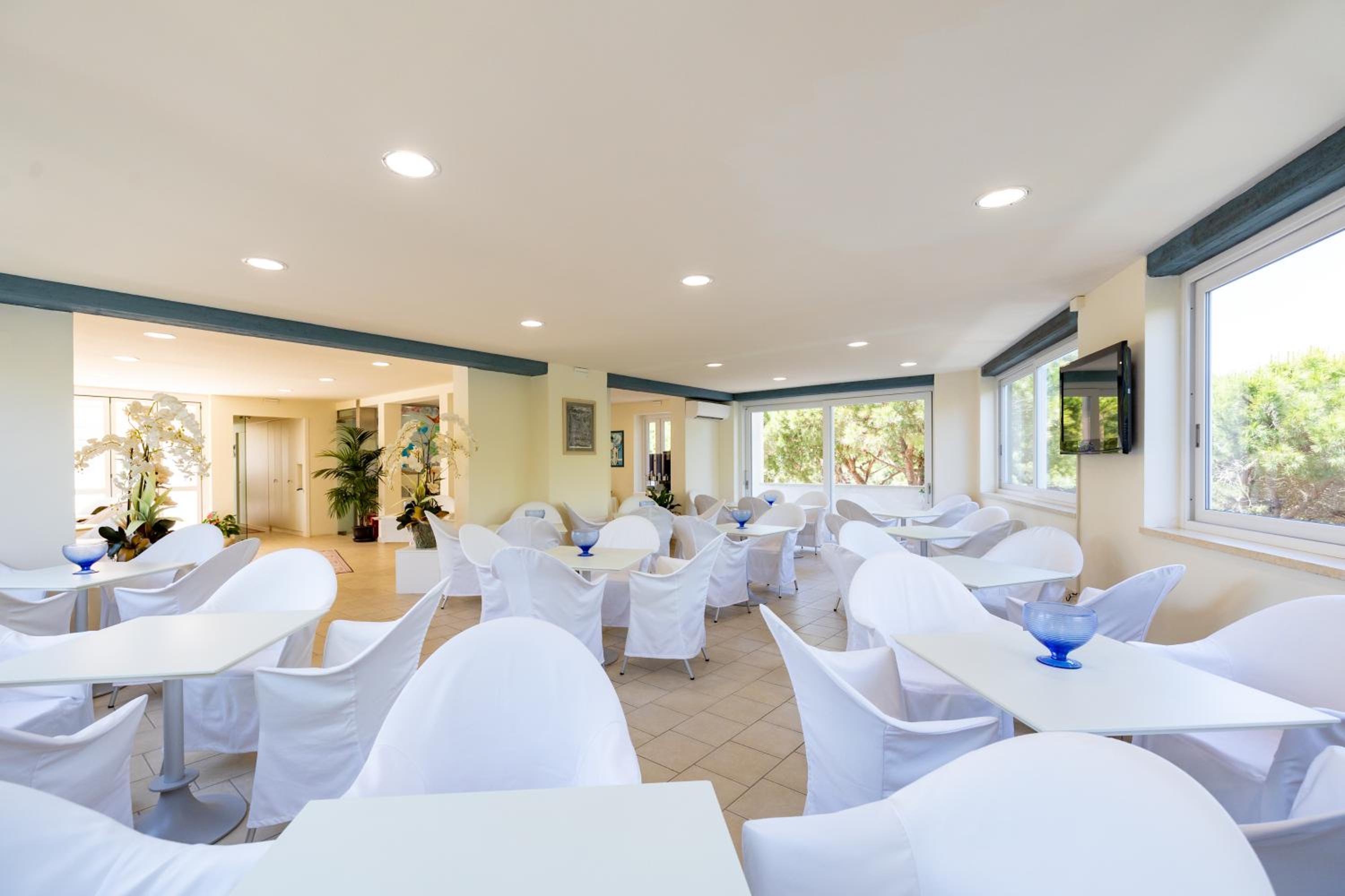 Hotel Rosmarina 26/50